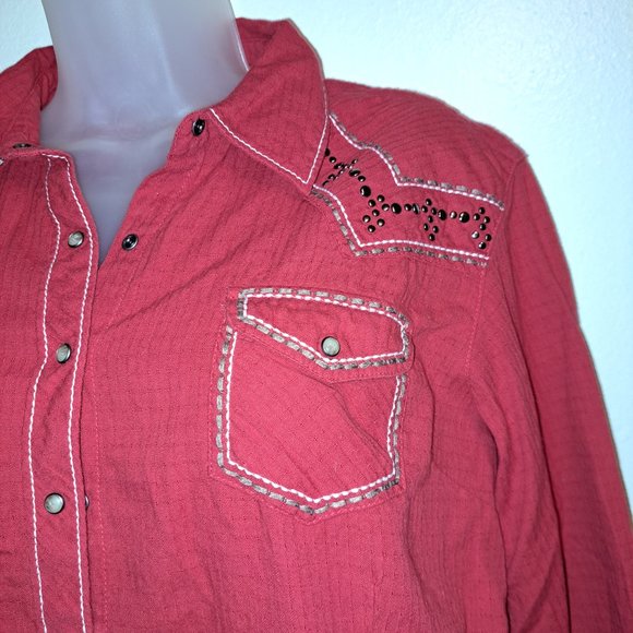 Ariat Embroidered Stitch Accent Snap Button Western Fitted Red Shirt Sz XL - Picture 3 of 12